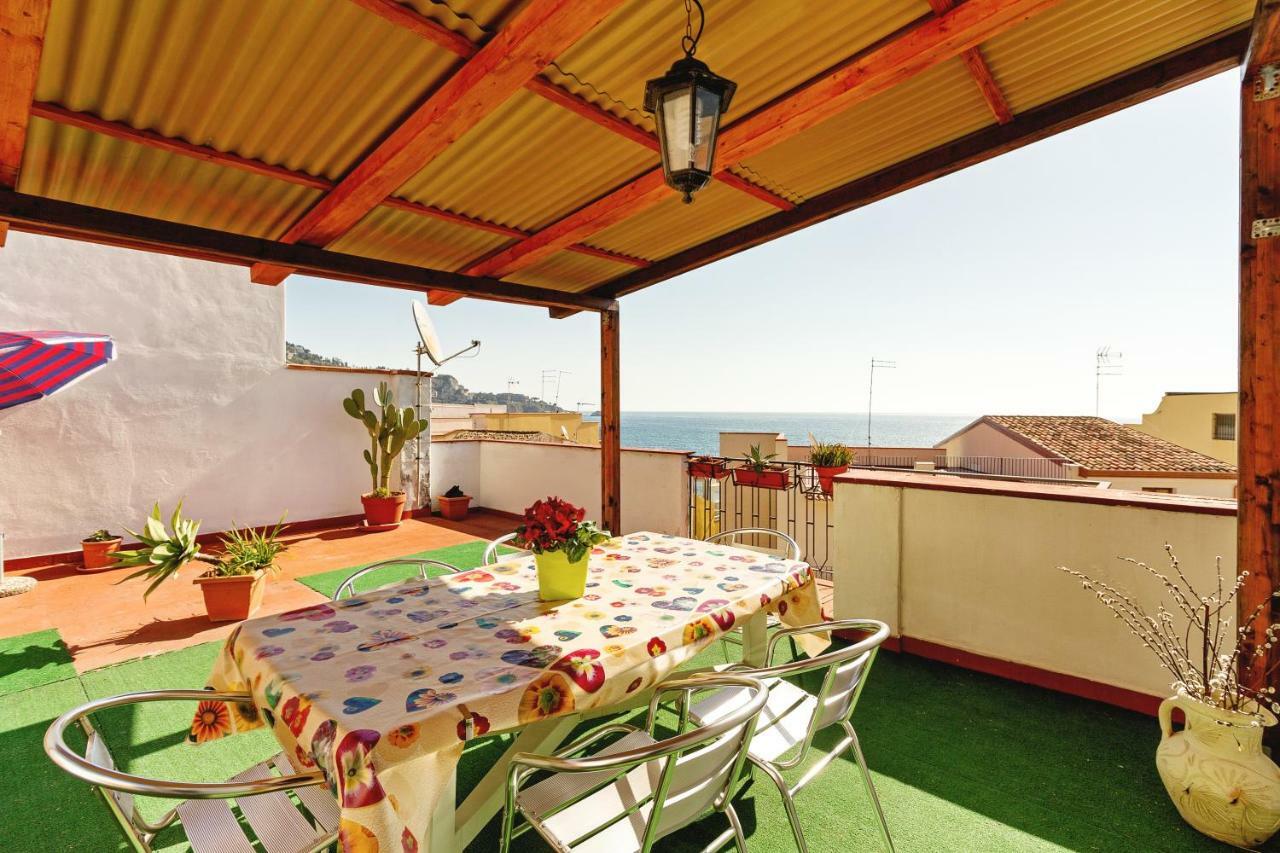 Seaview Terrace Sunny Apartment Джардини-Наксос Экстерьер фото